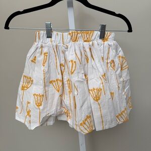Geo kids White and Yellow Floral skirt size 116/122cm